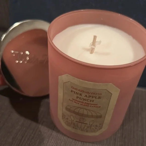 Bath & Body Works White Barn Pink Apple Punch Single Wick Candle 8oz NEW - Picture 3 of 4